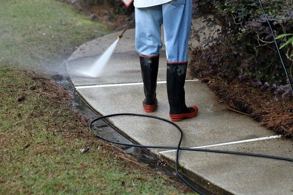 Professional pressure washing company in Fletcher, NC
