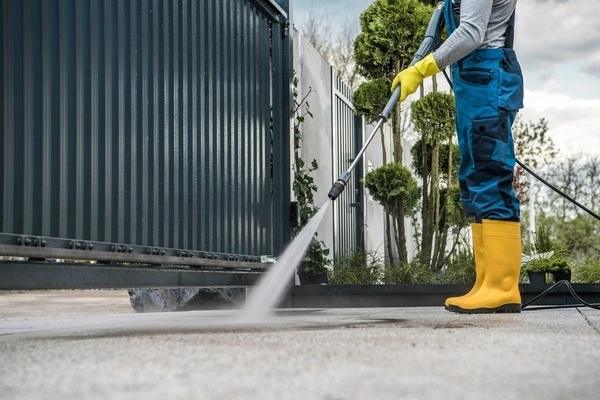 Professional pressure washing services